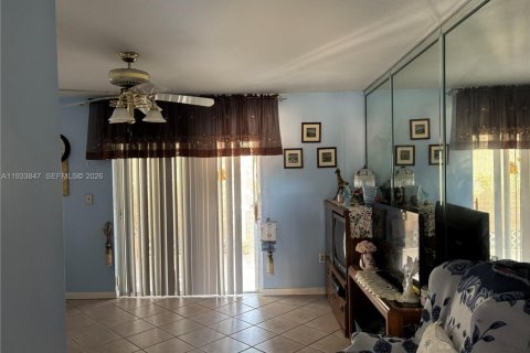 Купить виллу или дом в Хомстед, Флорида 3 спальни, 140.1м2, № 1996595 - фото 4