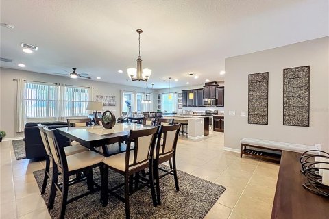 Villa ou maison à vendre à Apopka, Floride: 5 chambres, 292.46 m2 № 1649005 - photo 8