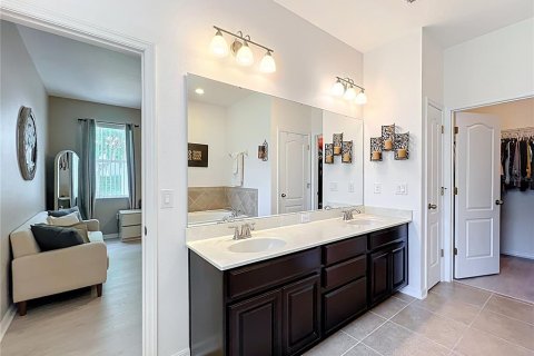 Casa en venta en Apopka, Florida, 5 dormitorios, 292.46 m2 № 1649005 - foto 20