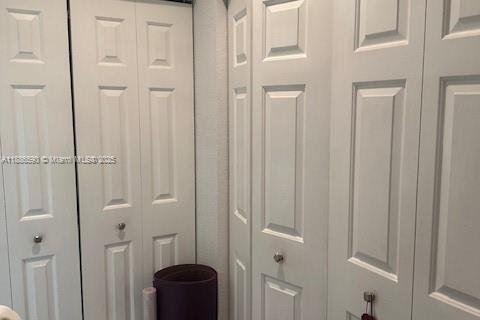 Townhouse in Miami, Florida 2 bedrooms, 104.98 sq.m. № 1932841 - photo 11