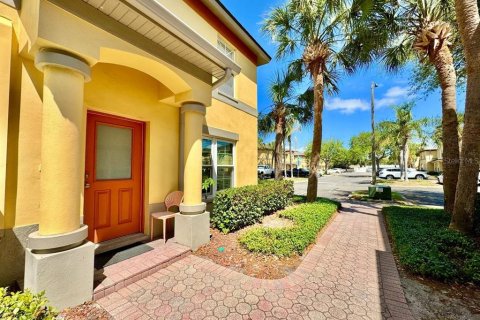 Touwnhouse à louer à Saint Petersburg, Floride: 3 chambres, 124.95 m2 № 2167108 - photo 2