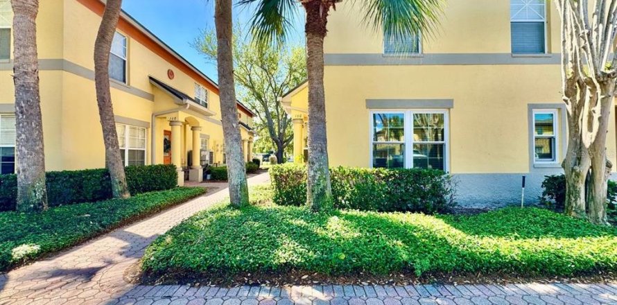Touwnhouse à Saint Petersburg, Floride 3 chambres, 124.95 m2 № 2167108