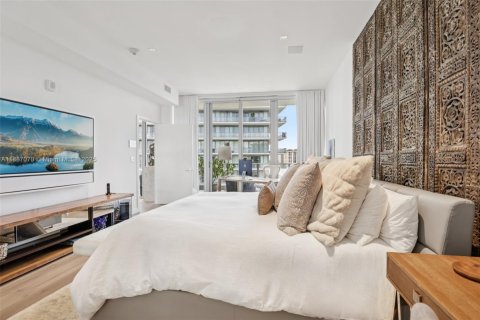 Copropriété à vendre à Miami Beach, Floride: 3 chambres, 258.08 m2 № 1942127 - photo 13