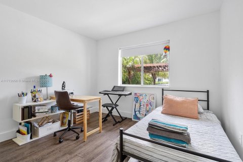 Casa en venta en Miami, Florida, 3 dormitorios, 123.56 m2 № 1958429 - foto 21