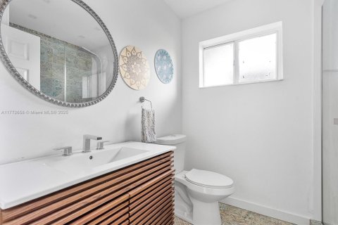 Casa en venta en Miami, Florida, 3 dormitorios, 123.56 m2 № 1958429 - foto 22