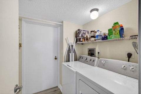 Copropriété à vendre à Palm Beach, Floride: 3 chambres, 193.24 m2 № 2146160 - photo 19