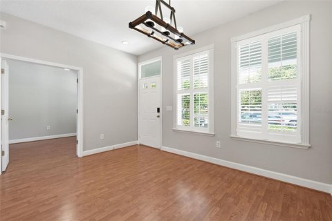 Adosado en venta en Tampa, Florida, 3 dormitorios, 170.01 m2 № 2098158 - foto 8