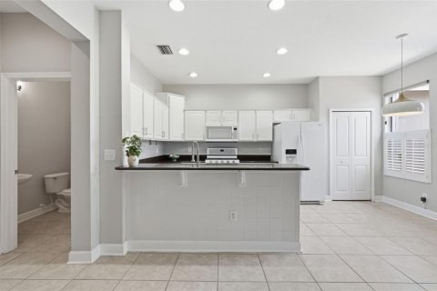 Adosado en venta en Tampa, Florida, 3 dormitorios, 170.01 m2 № 2098158 - foto 20