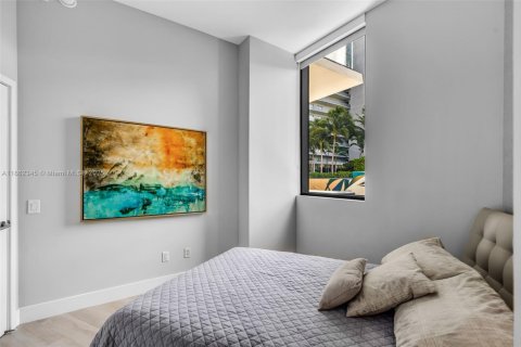 Condo in Miami, Florida, 3 bedrooms  № 1891809 - photo 12