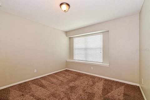 Casa en alquiler en Orlando, Florida, 5 dormitorios, 192.68 m2 № 1913063 - foto 15