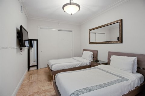 Condominio en alquiler en Hallandale Beach, Florida, 2 dormitorios, 124.21 m2 № 1611157 - foto 12