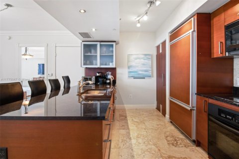 Condominio en alquiler en Hallandale Beach, Florida, 2 dormitorios, 124.21 m2 № 1611157 - foto 6