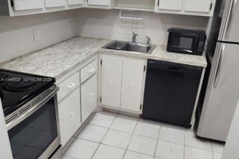 Condo in Aventura, Florida, 1 bedroom  № 2009207