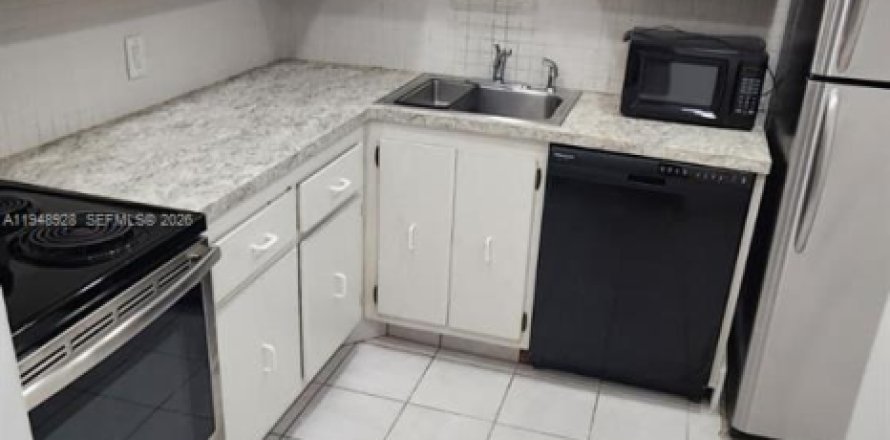 Condo in Aventura, Florida, 1 bedroom  № 2009207