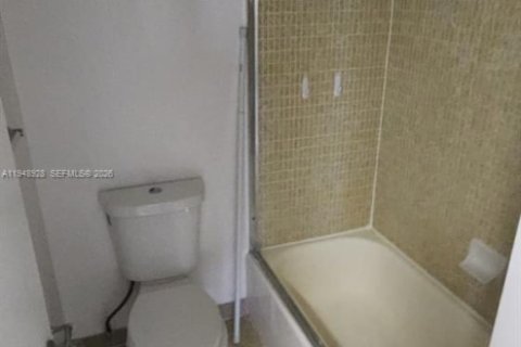 Condo in Aventura, Florida, 1 bedroom  № 2009207 - photo 19