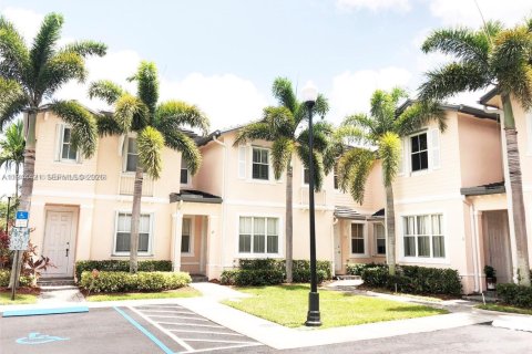 Таунхаус в Хомстед, Флорида 3 спальни, 123.1м2 № 2001037