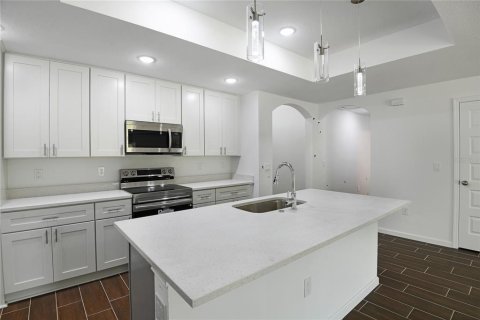 Casa en venta en Kissimmee, Florida, 4 dormitorios, 162.21 m2 № 1911630 - foto 7
