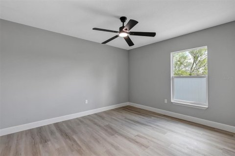 House in Summerfield, Florida 3 bedrooms, 133.69 sq.m. № 2094476 - photo 24