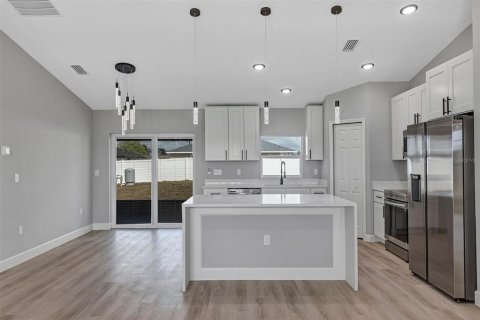House in Summerfield, Florida 3 bedrooms, 133.69 sq.m. № 2094476 - photo 8