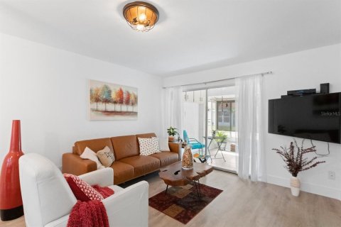 House in Clearwater, Florida 2 bedrooms, 75.72 sq.m. № 1918474 - photo 11