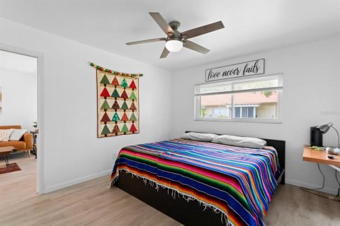 House in Clearwater, Florida 2 bedrooms, 75.72 sq.m. № 1918474 - photo 13