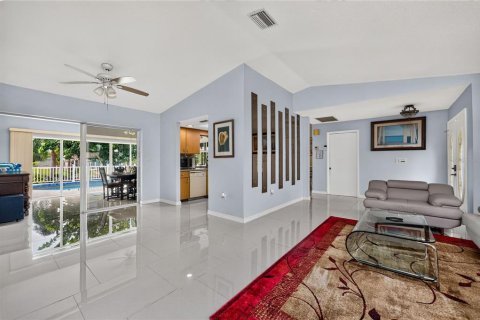 Villa ou maison à vendre à Port Charlotte, Floride: 3 chambres, 181.53 m2 № 2408375 - photo 7