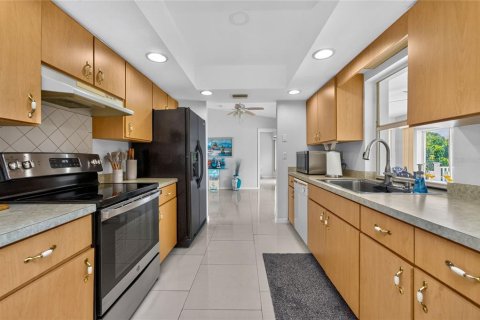 Villa ou maison à vendre à Port Charlotte, Floride: 3 chambres, 181.53 m2 № 2408375 - photo 12