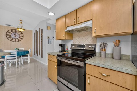 Villa ou maison à vendre à Port Charlotte, Floride: 3 chambres, 181.53 m2 № 2408375 - photo 11
