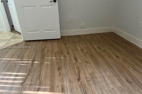 Adosado en alquiler en Miramar, Florida, 3 dormitorios, 132.48 m2 № 2181641 - foto 22