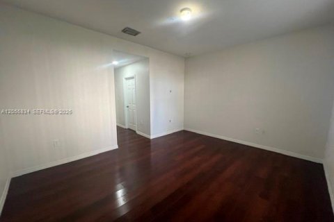 Adosado en alquiler en Miramar, Florida, 3 dormitorios, 132.48 m2 № 2181641 - foto 20