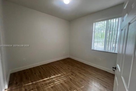Adosado en alquiler en Miramar, Florida, 3 dormitorios, 132.48 m2 № 2181641 - foto 12