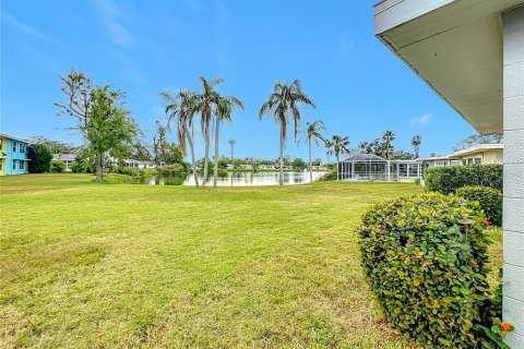 House in Sarasota, Florida 2 bedrooms, 132.76 sq.m. № 1519643 - photo 22