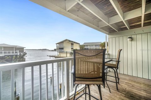 Condo in Cedar Key, Florida, 3 rooms  № 1919011 - photo 14