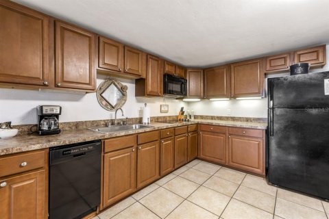 Condo in Cedar Key, Florida, 3 rooms  № 1919011 - photo 3