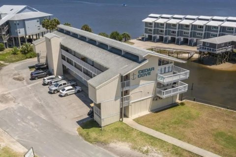 Condo in Cedar Key, Florida, 3 rooms  № 1919011 - photo 17