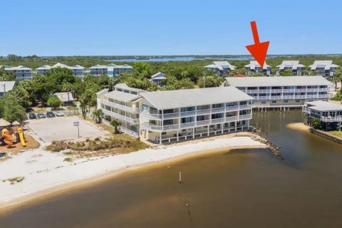 Condo in Cedar Key, Florida, 3 rooms  № 1919011 - photo 18