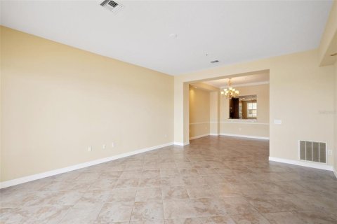 Condo in Orlando, Florida, 2 bedrooms № 2119682 - photo 21