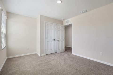 House in Fish Hawk, Florida 5 bedrooms, 231.42 sq.m. № 2379547 - photo 26