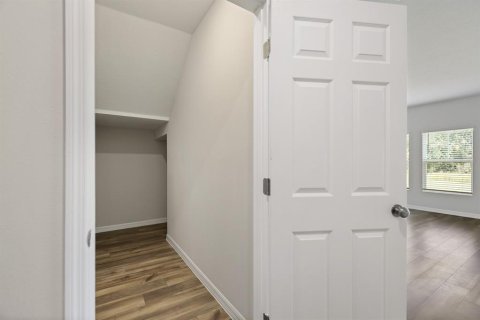 House in Fish Hawk, Florida 5 bedrooms, 231.42 sq.m. № 2379547 - photo 5