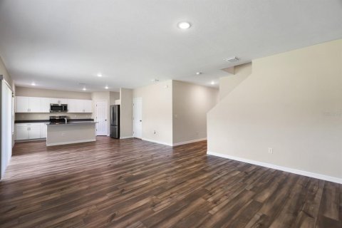 House in Fish Hawk, Florida 5 bedrooms, 231.42 sq.m. № 2379547 - photo 8