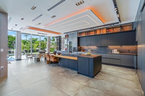 Casa en venta en Fort Lauderdale, Florida, 5 dormitorios, 458.47 m2 № 2087371 - foto 8
