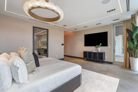 Casa en venta en Fort Lauderdale, Florida, 5 dormitorios, 458.47 m2 № 2087371 - foto 18