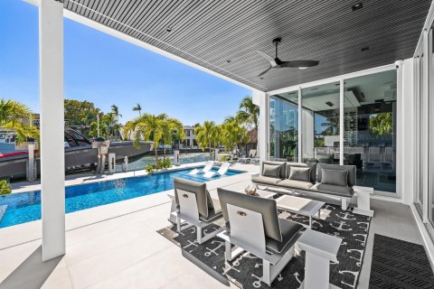 Casa en venta en Fort Lauderdale, Florida, 5 dormitorios, 458.47 m2 № 2087371 - foto 29