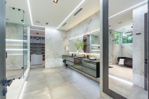 Casa en venta en Fort Lauderdale, Florida, 5 dormitorios, 458.47 m2 № 2087371 - foto 19