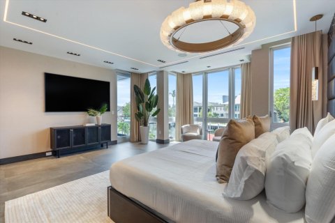 Casa en venta en Fort Lauderdale, Florida, 5 dormitorios, 458.47 m2 № 2087371 - foto 13