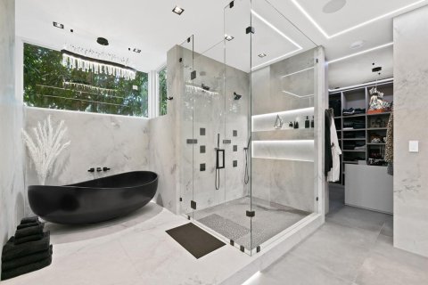 Casa en venta en Fort Lauderdale, Florida, 5 dormitorios, 458.47 m2 № 2087371 - foto 20