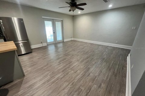 Villa ou maison à louer à Maitland, Floride: 3 chambres, 134.8 m2 № 1681489 - photo 4