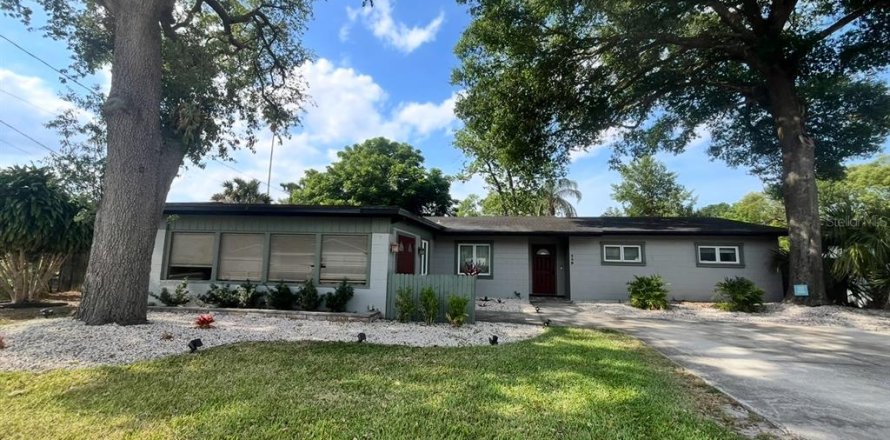 Casa en Maitland, Florida 3 dormitorios, 134.8 m2 № 1681489