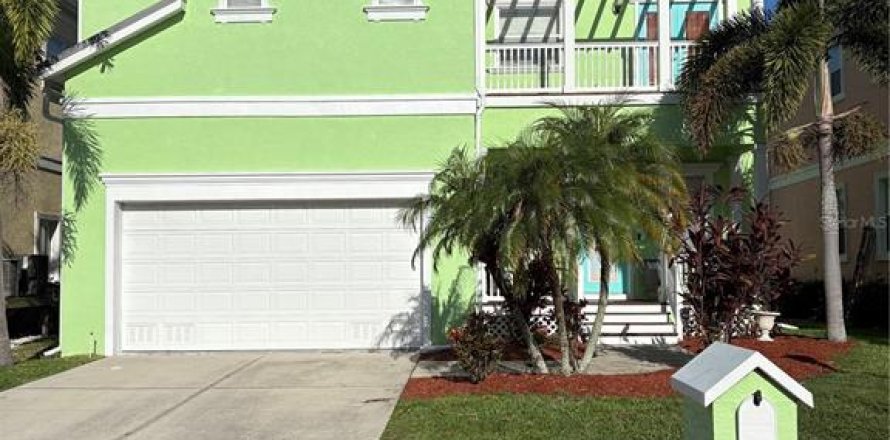 House in Apollo Beach, Florida 4 bedrooms, 247.12 sq.m. № 1843321
