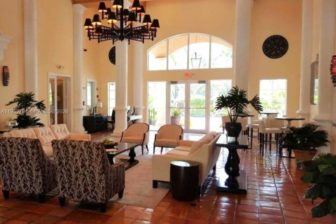 Condominio en venta en Pembroke Pines, Florida, 2 dormitorios, 104.98 m2 № 2008578 - foto 17